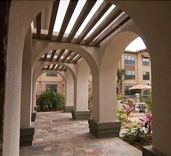 Bella Piazza