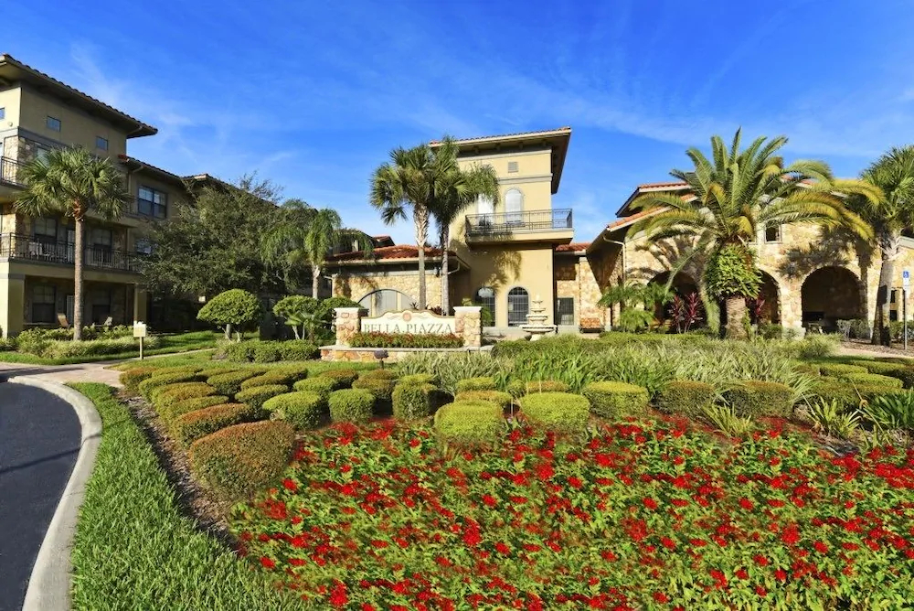Bella Piazza