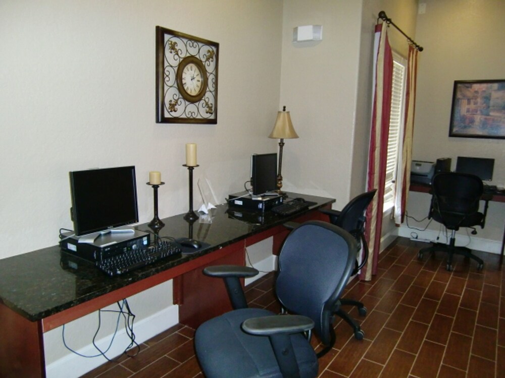 Bella Piazza
