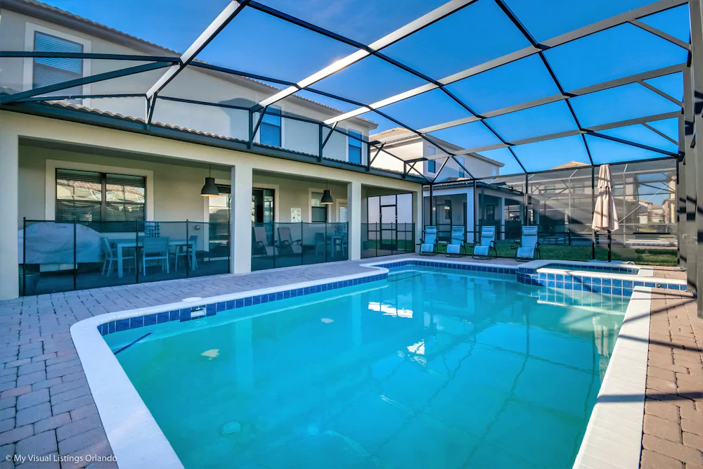 Champions Gate by iHome Resort