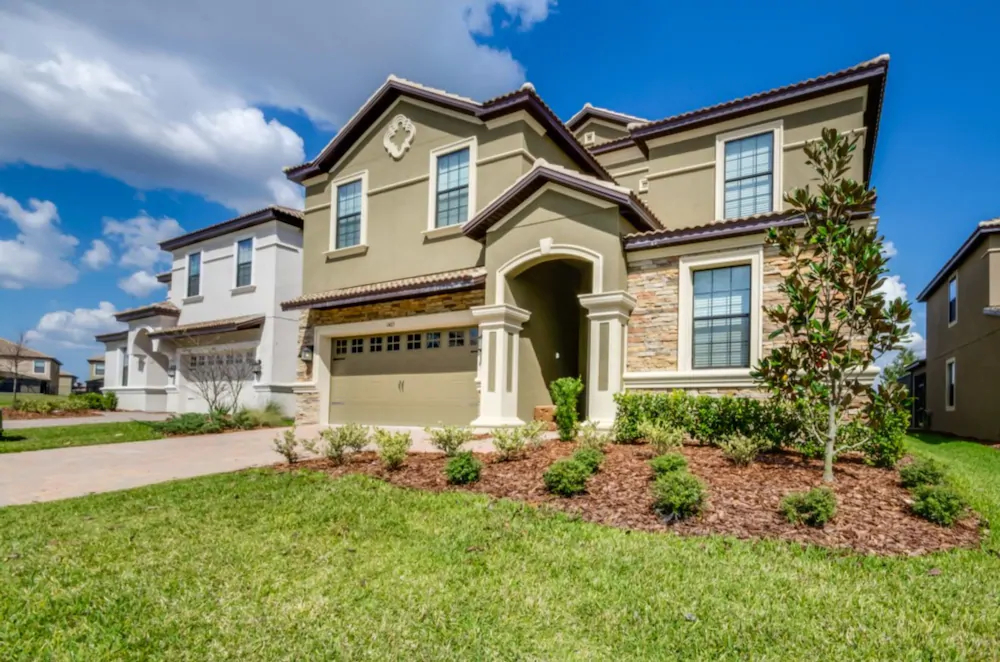 Champions Gate by iHome Resort