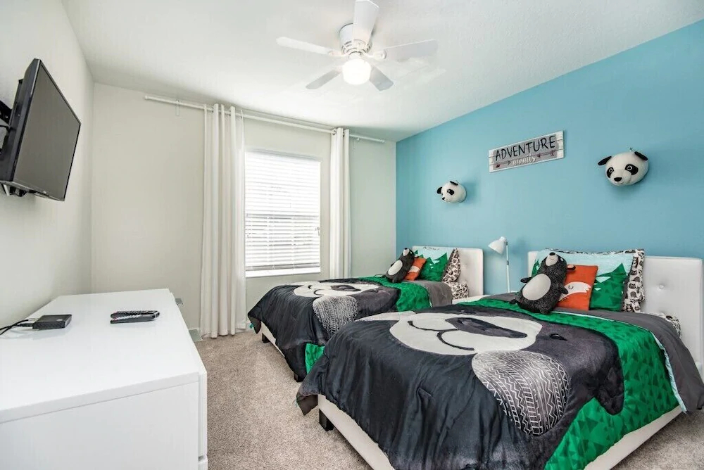 Champions Gate by iHome Resort