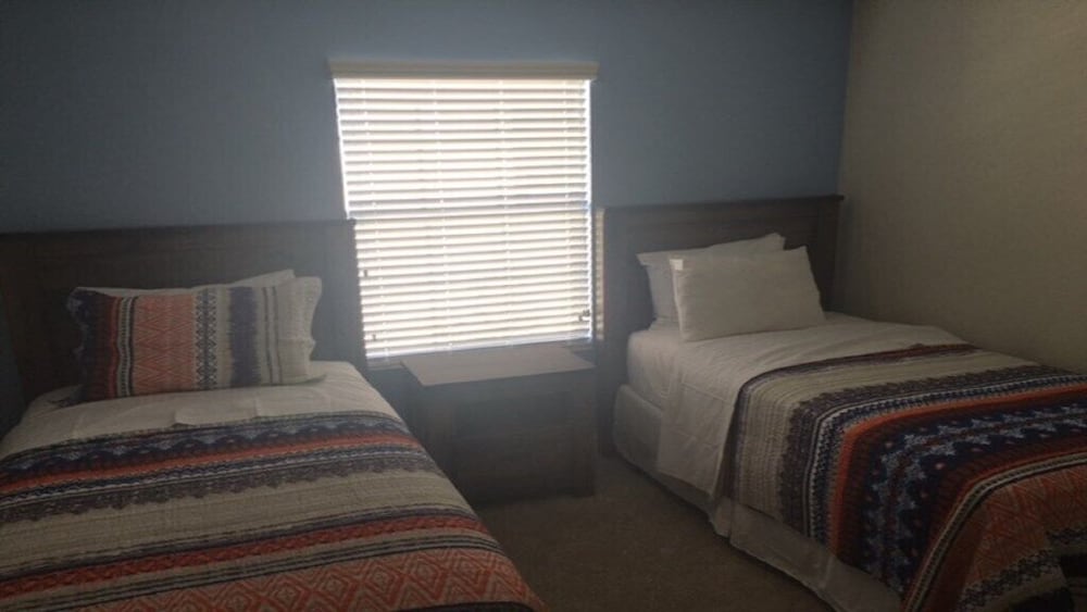 Champions Gate by iHome Resort