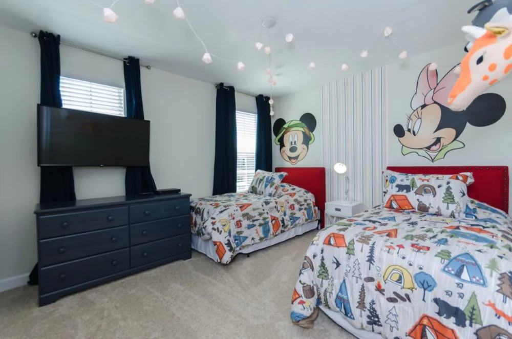 Champions Gate by iHome Resort