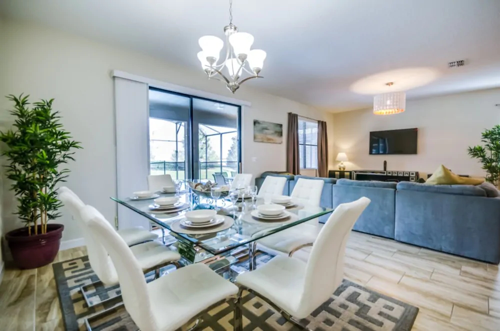 Champions Gate by iHome Resort