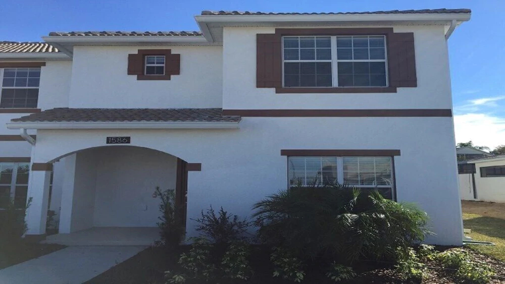 Champions Gate by iHome Resort