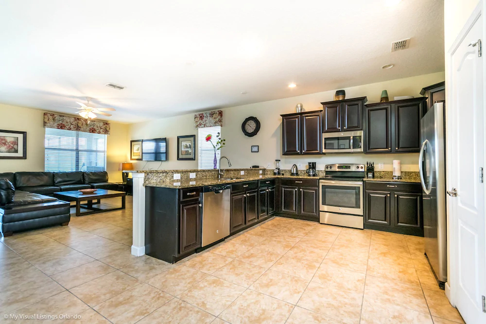 Champions Gate by iHome Resort