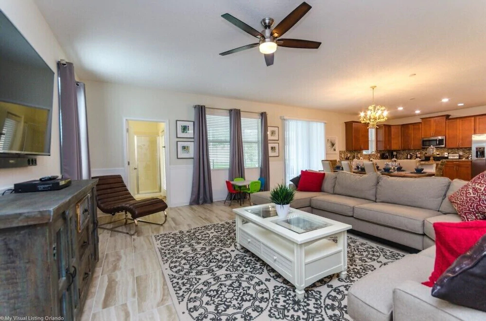 Champions Gate by iHome Resort