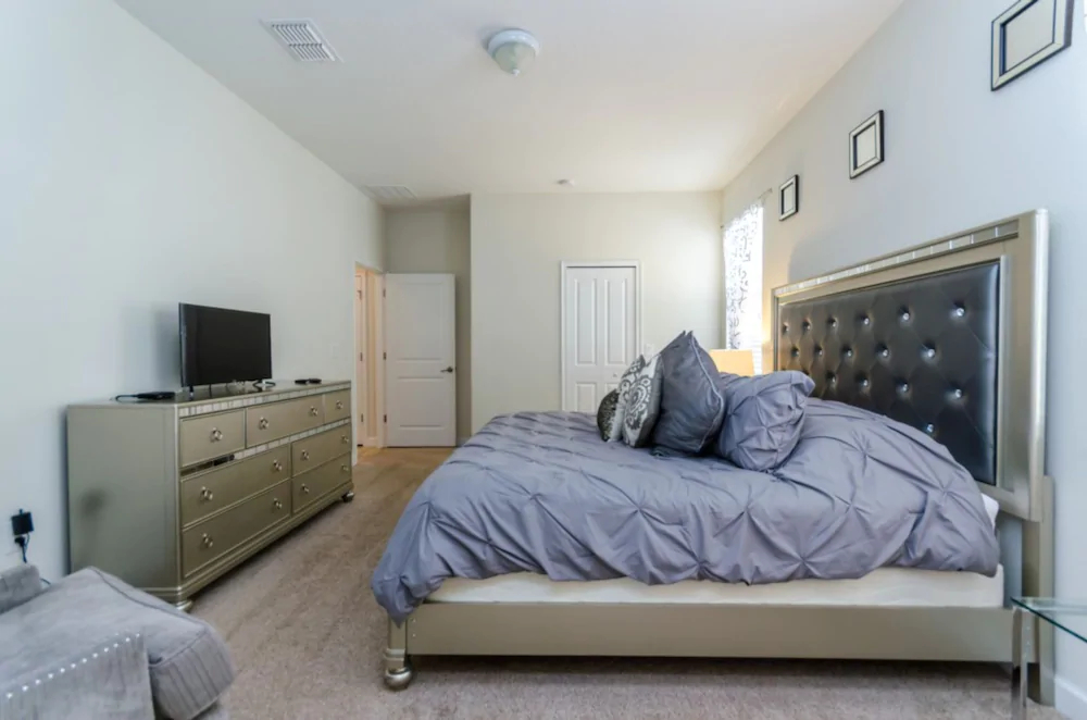 Champions Gate by iHome Resort