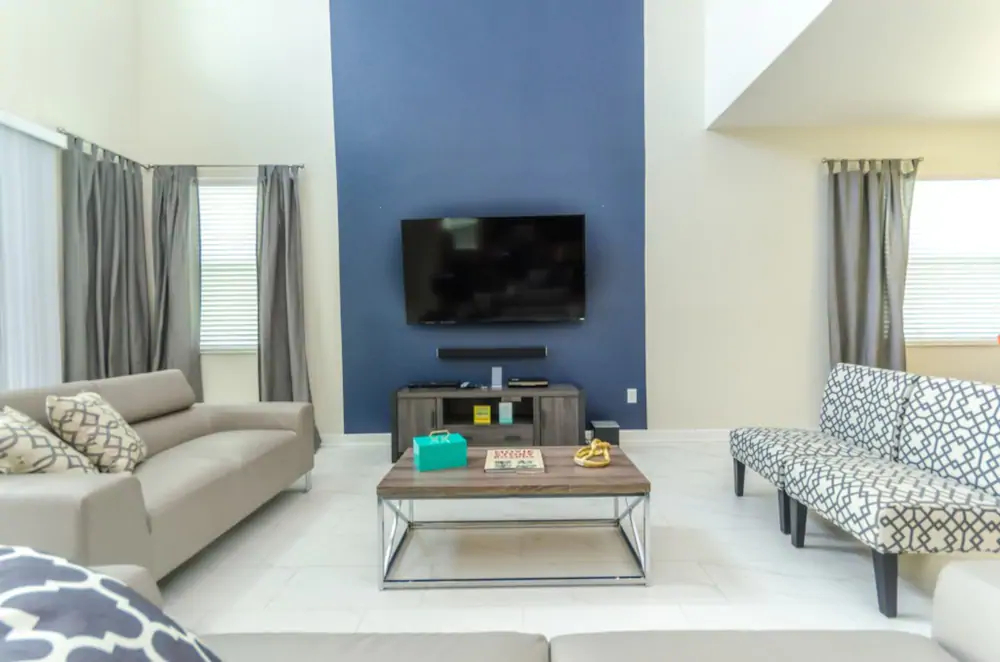 Champions Gate by iHome Resort