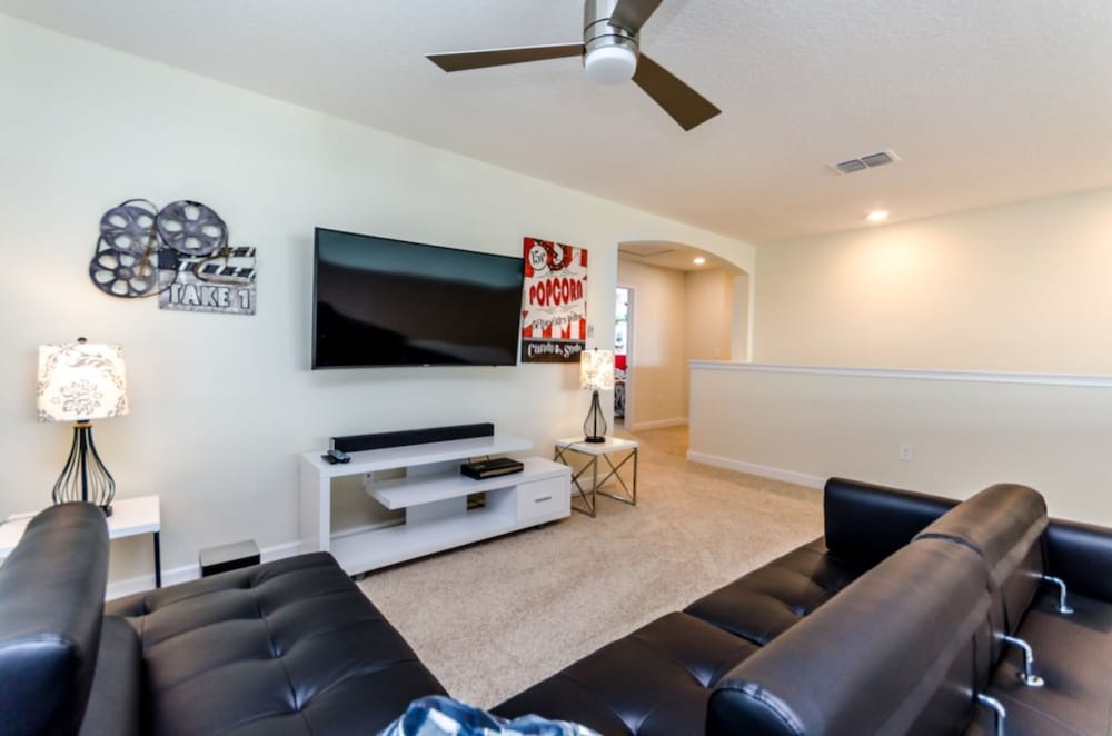 Champions Gate by iHome Resort