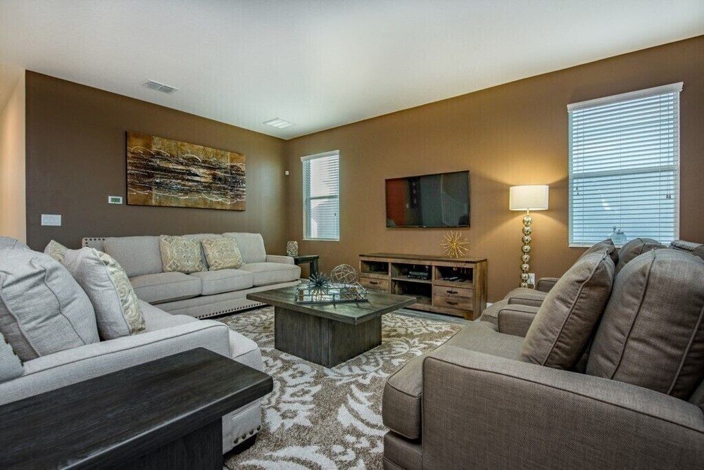 Champions Gate by iHome Resort