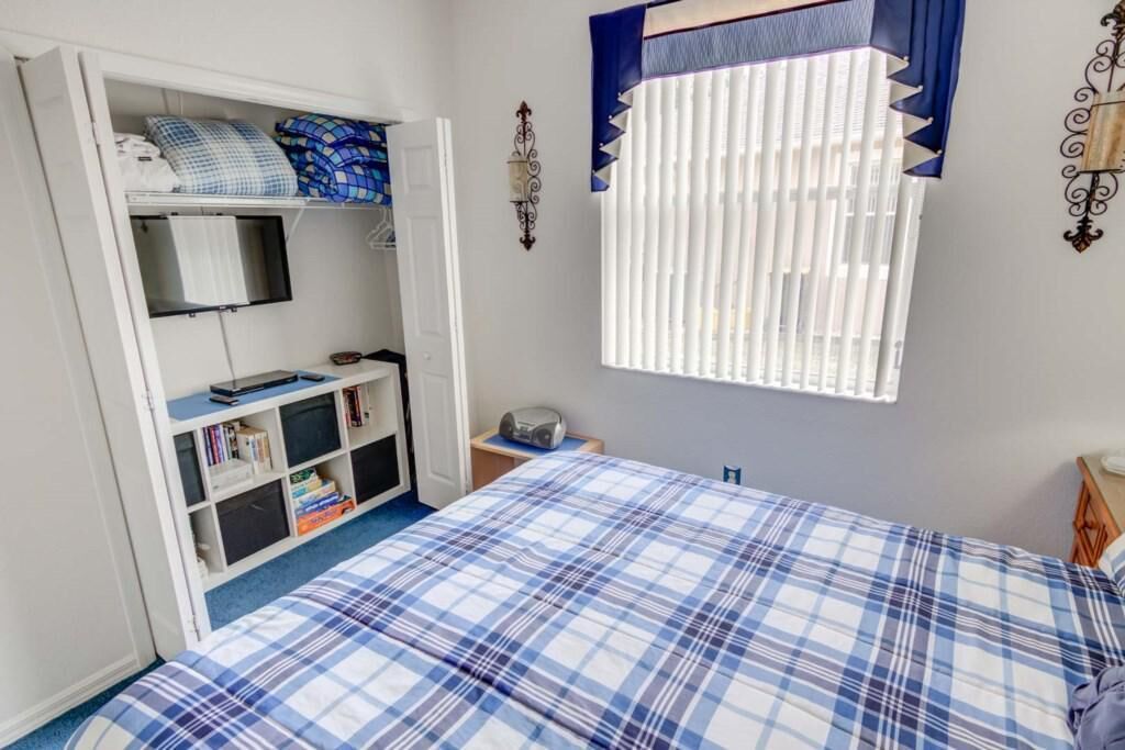 Chris's Highlands Reserve 4 Bedroom Home by Redawning