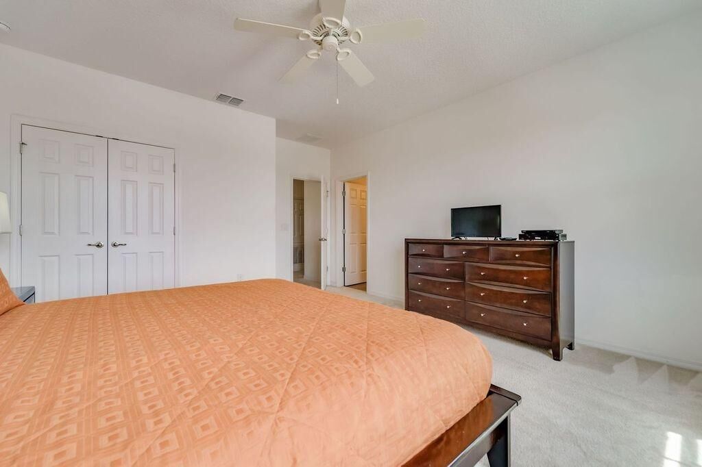 Graeme's Providence Vacation Home