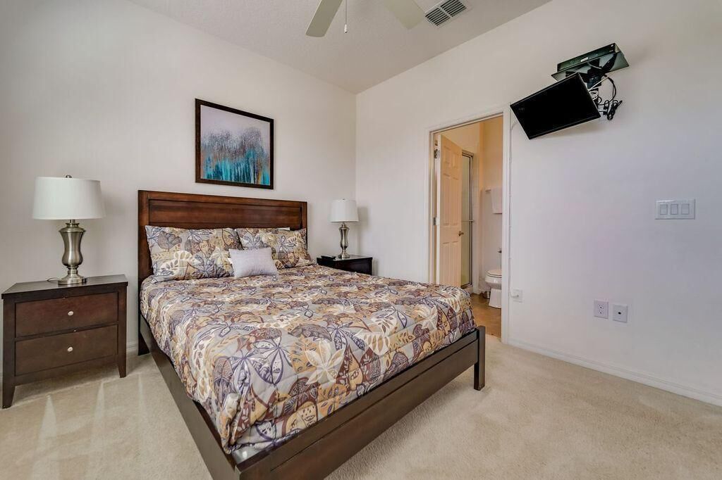 Graeme's Providence Vacation Home