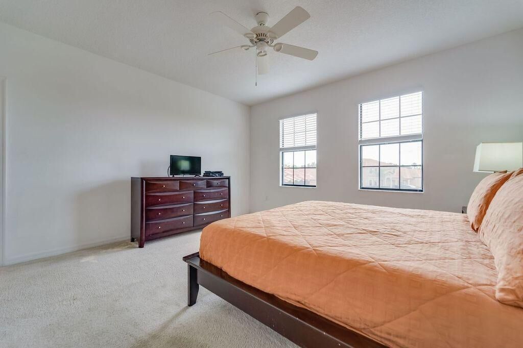 Graeme's Providence Vacation Home