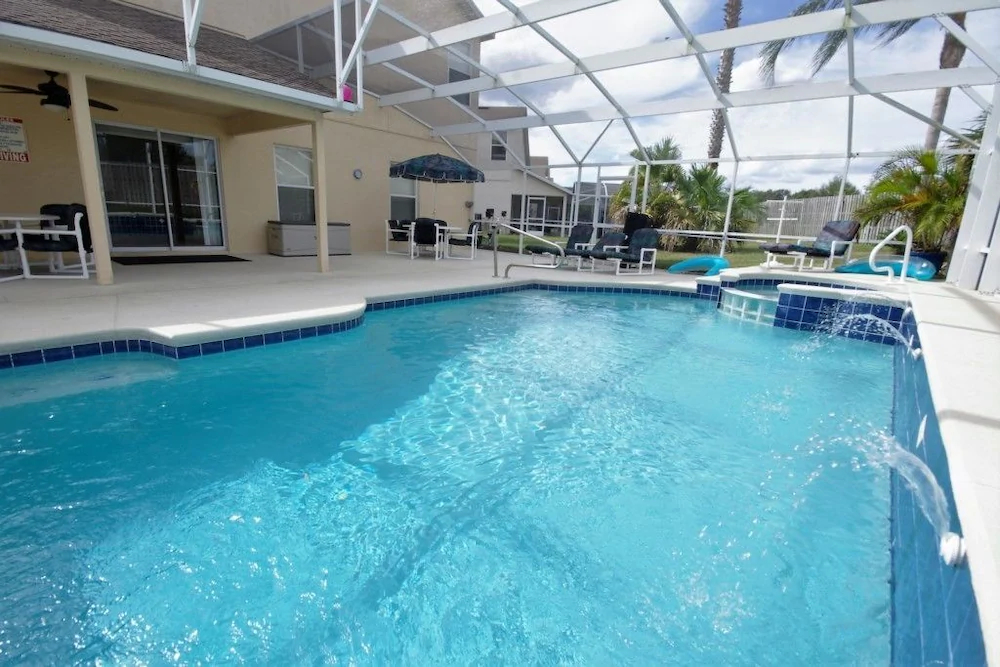 Hampton Lakes