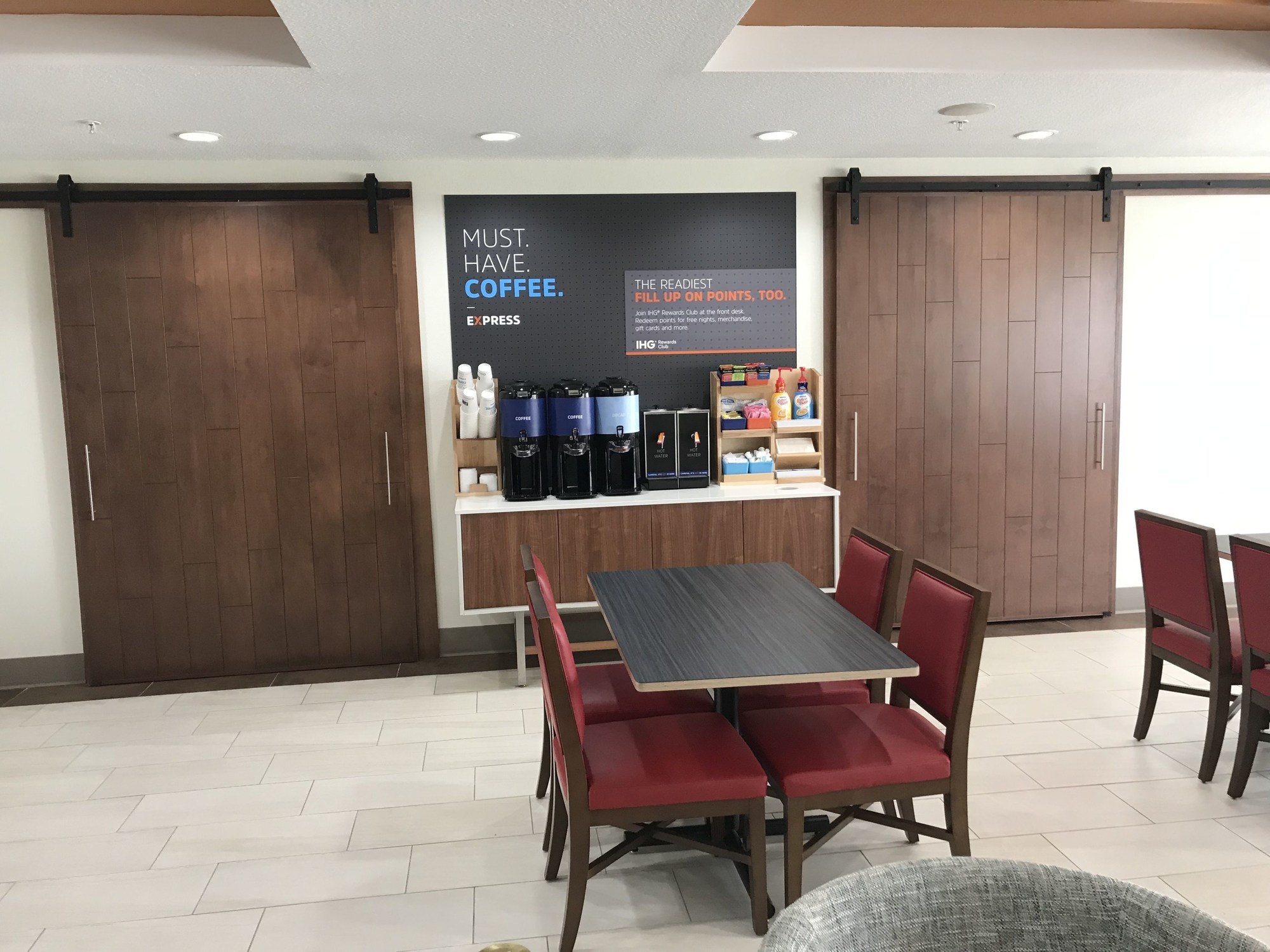 Holiday Inn Express & Suites Orlando South-Davenport