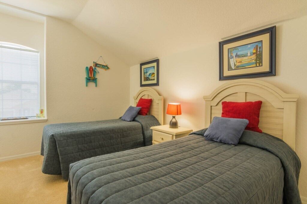 Marbella North by Redawning