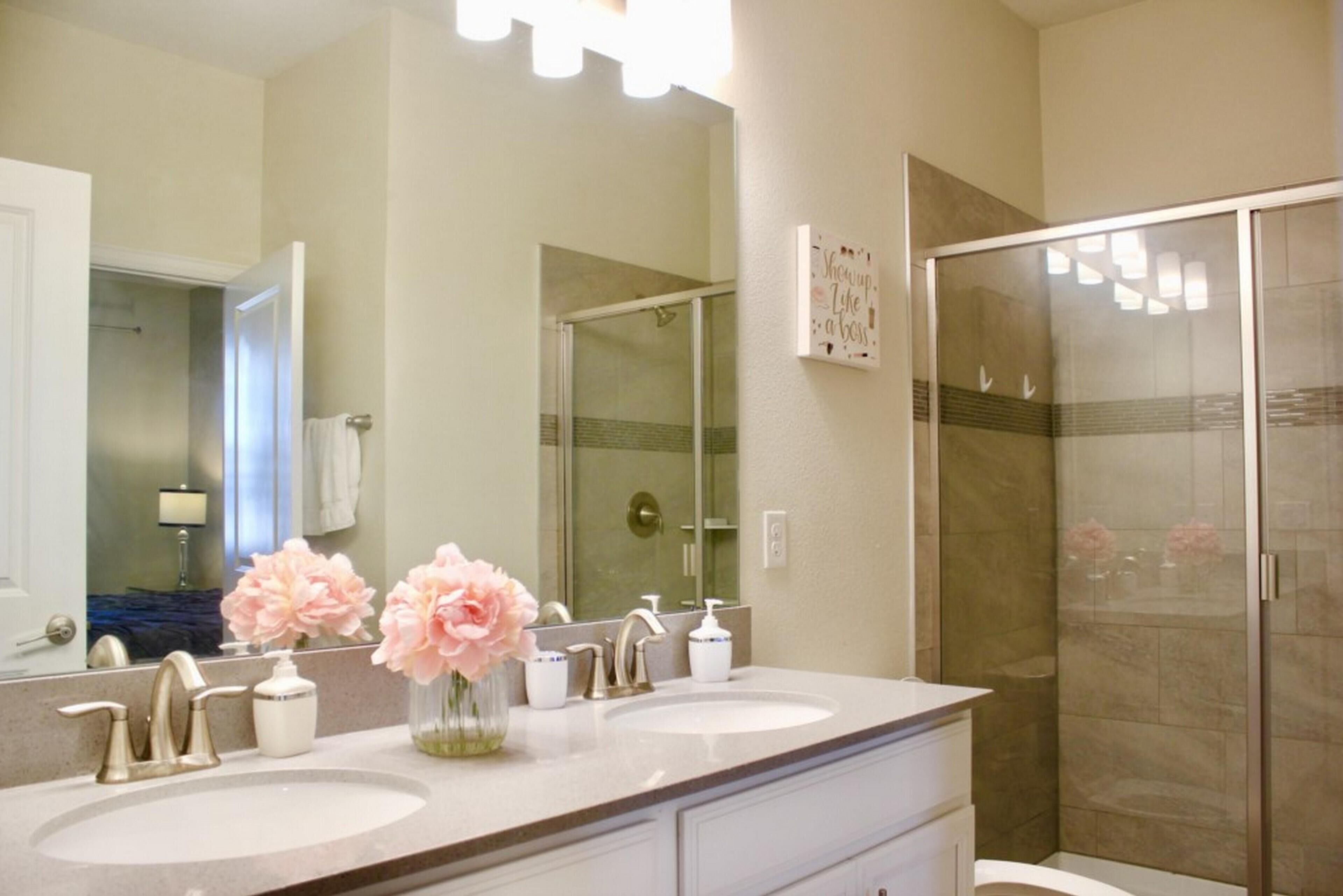 Villa Fantasy  Maidstone by Fairytale Vacation Rental