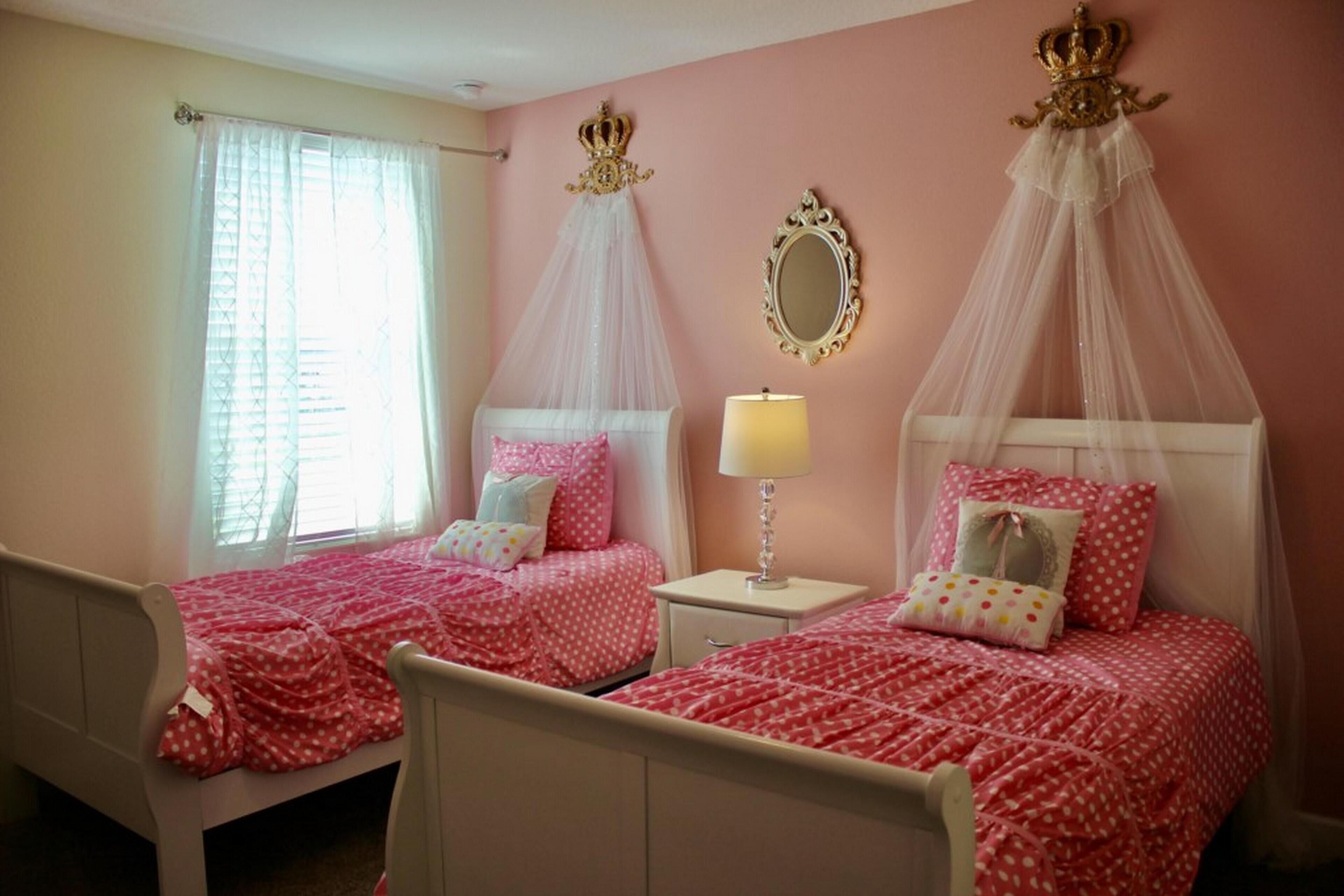 Villa Fantasy  Maidstone by Fairytale Vacation Rental