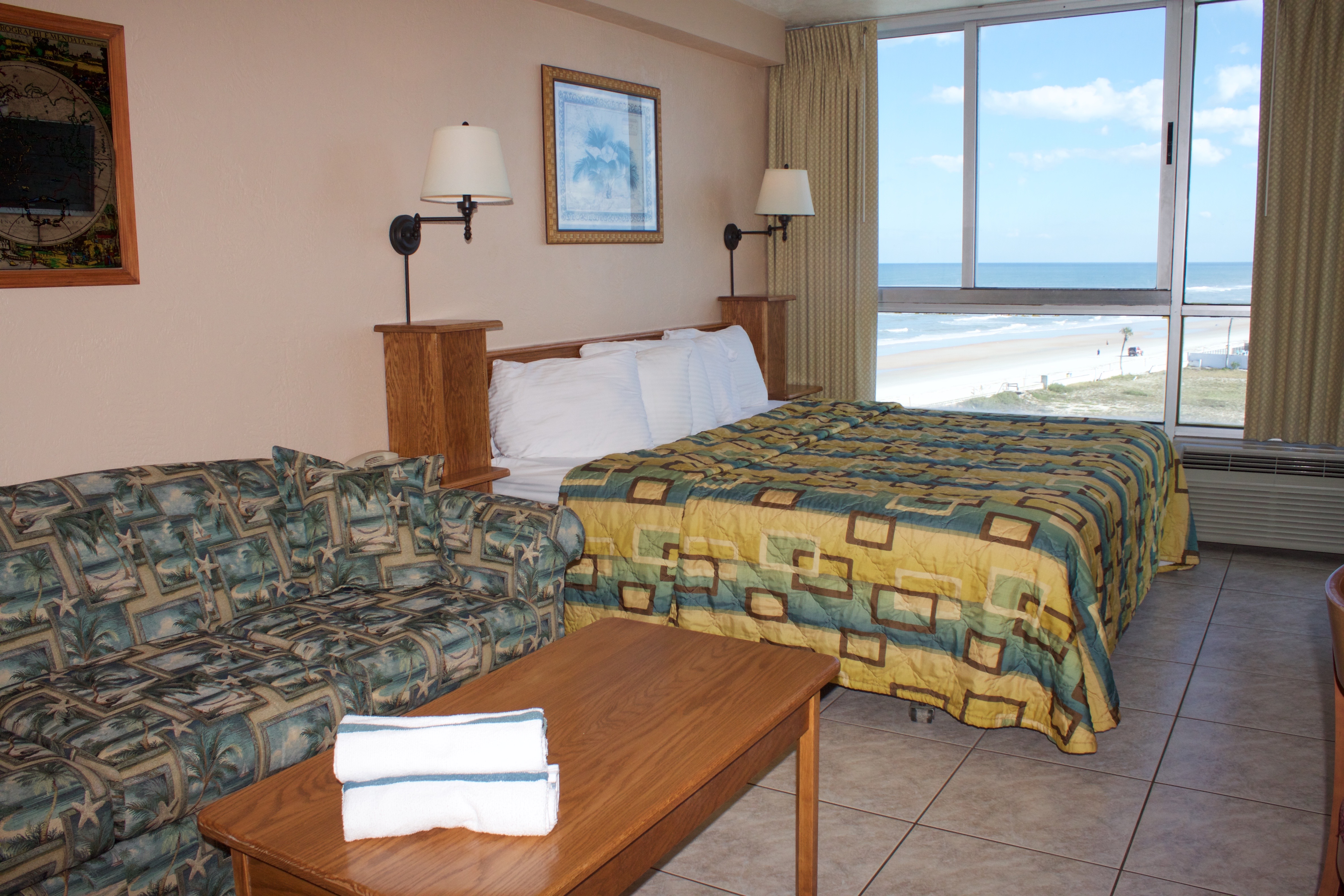 Americano Beach Resort