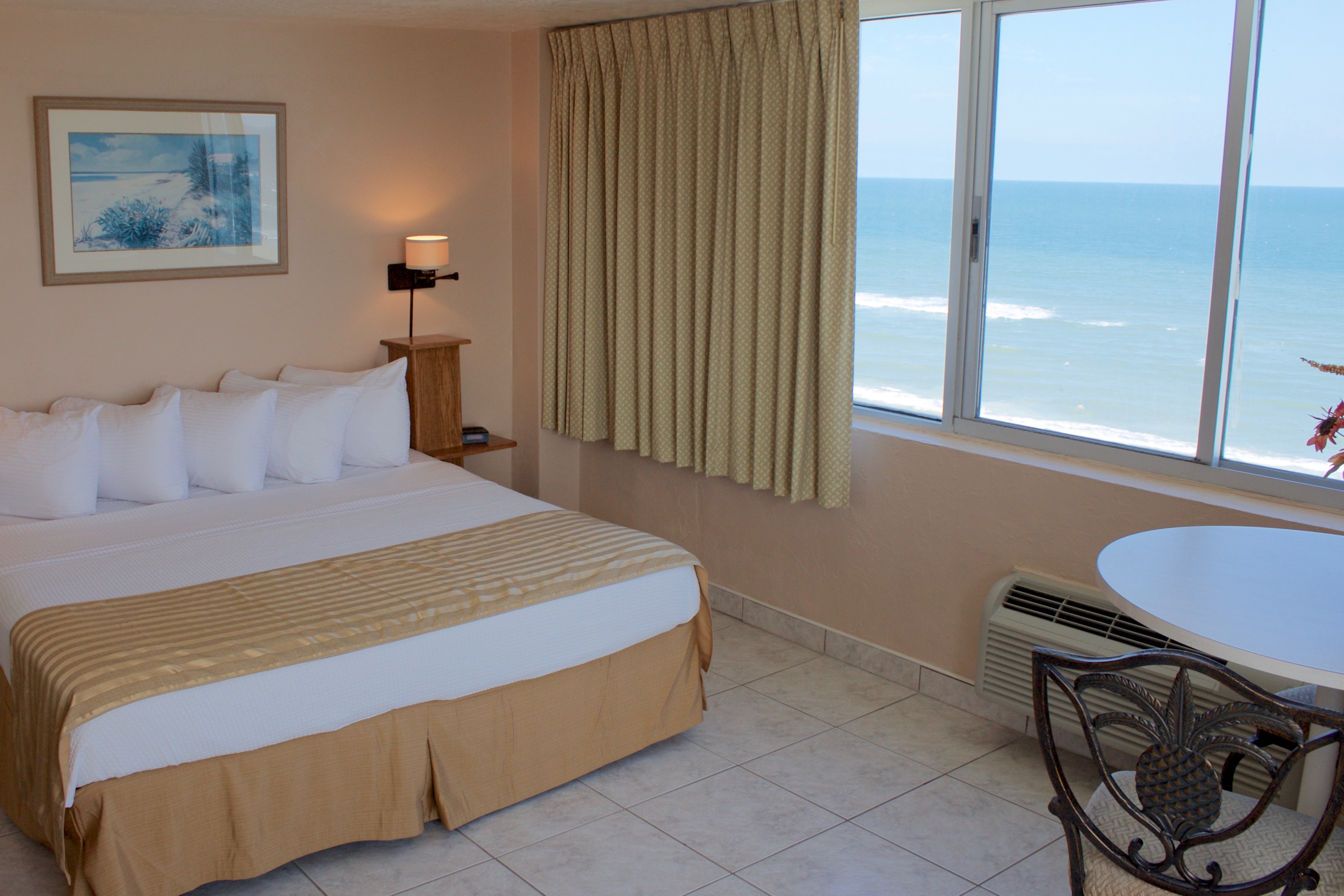 Americano Beach Resort