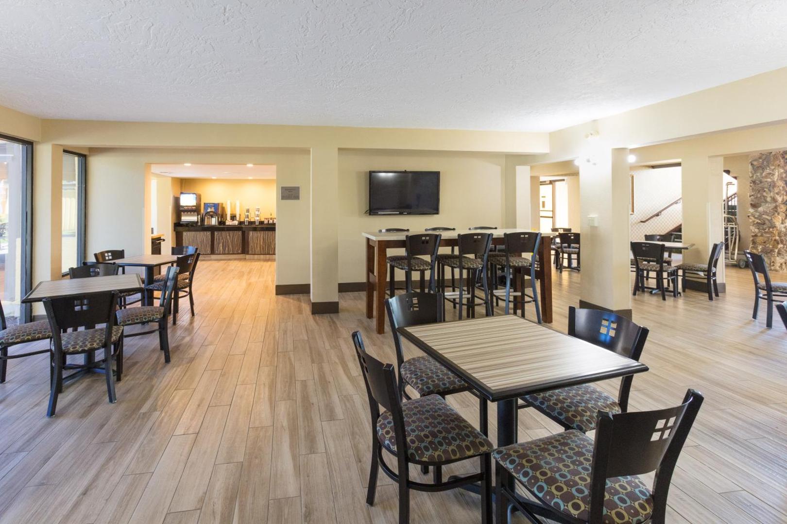 Best Western International Speedway Hotel