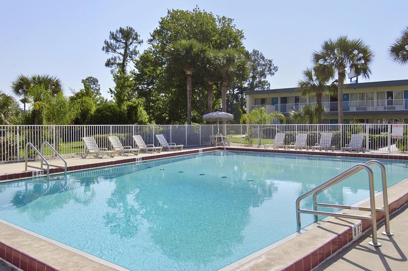Days Inn by Wyndham Daytona Beach Speedway