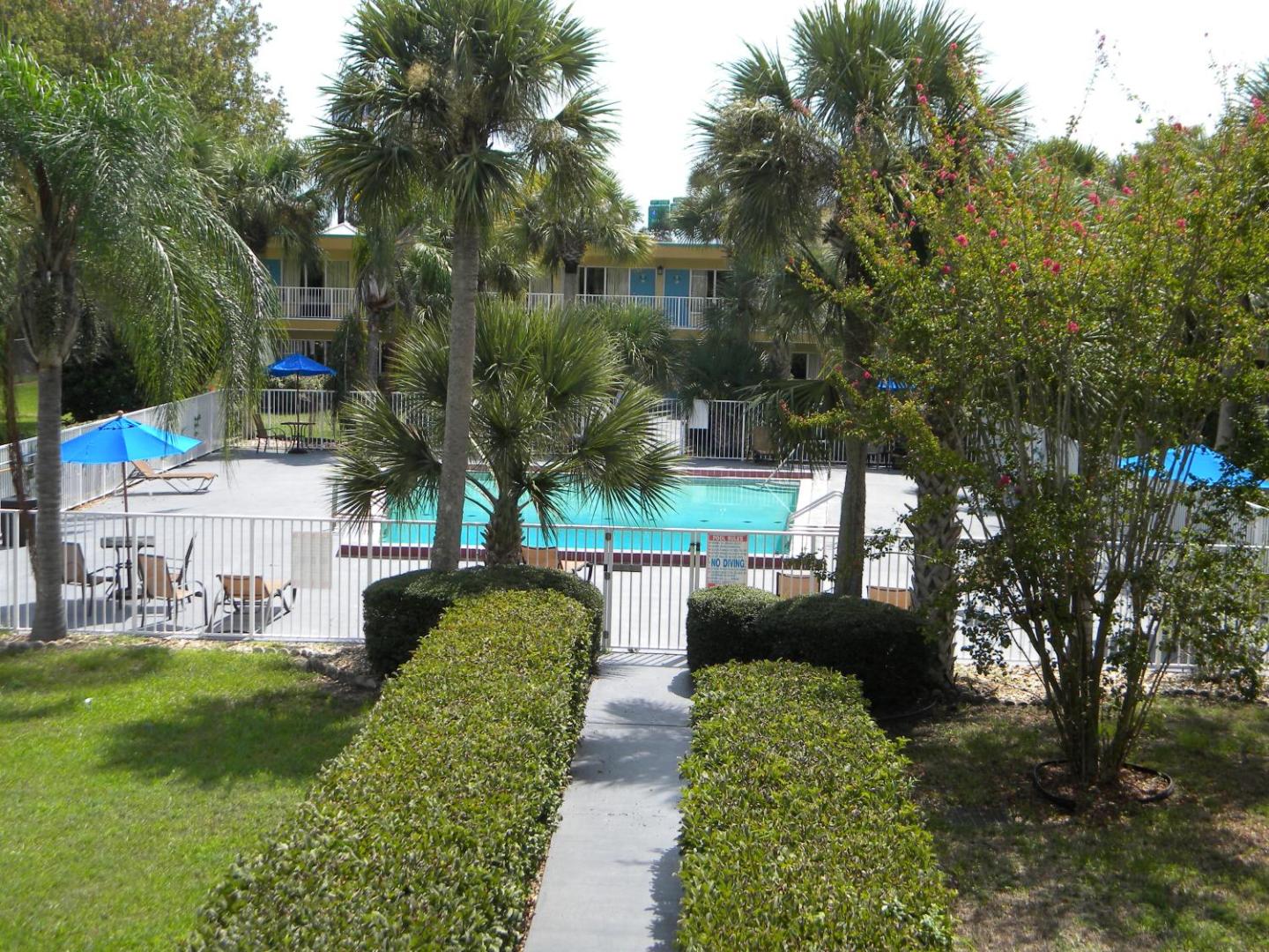 Days Inn by Wyndham Daytona Beach Speedway