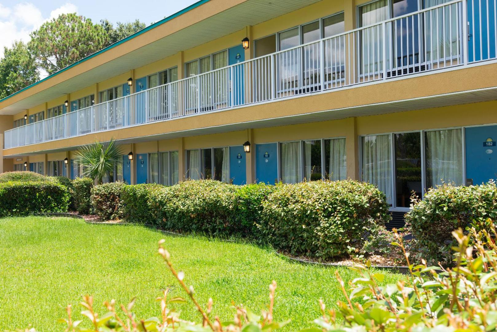 Days Inn by Wyndham Daytona Beach Speedway