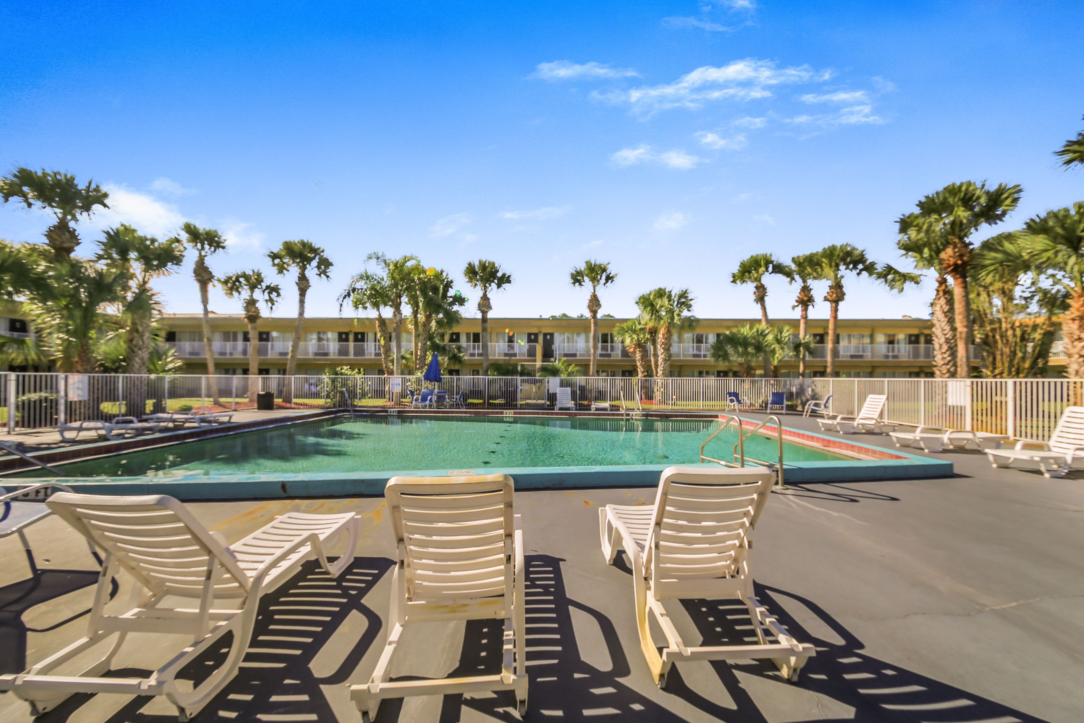 Days Inn by Wyndham Daytona Beach Speedway