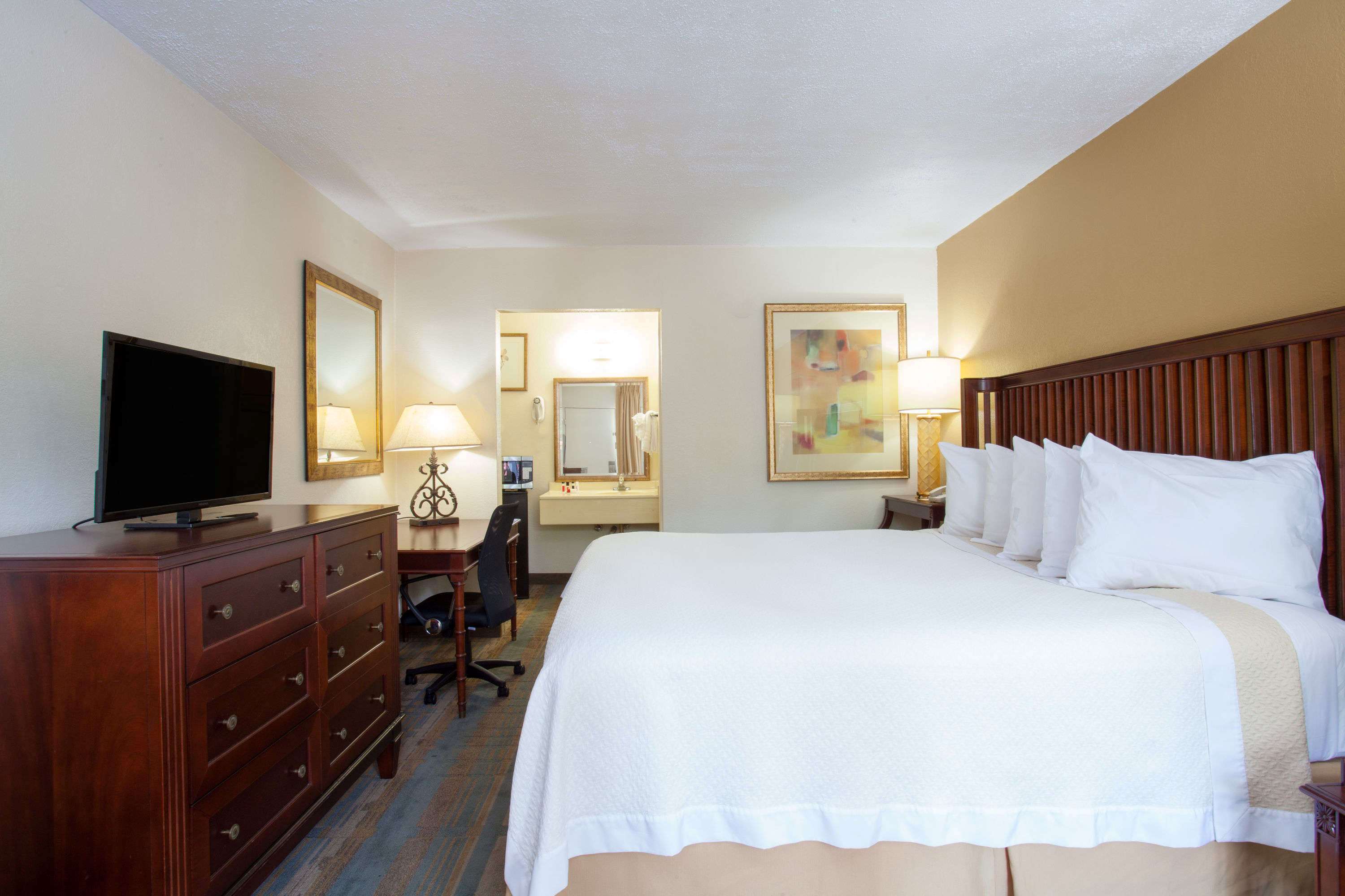 Days Inn by Wyndham Daytona Beach Speedway