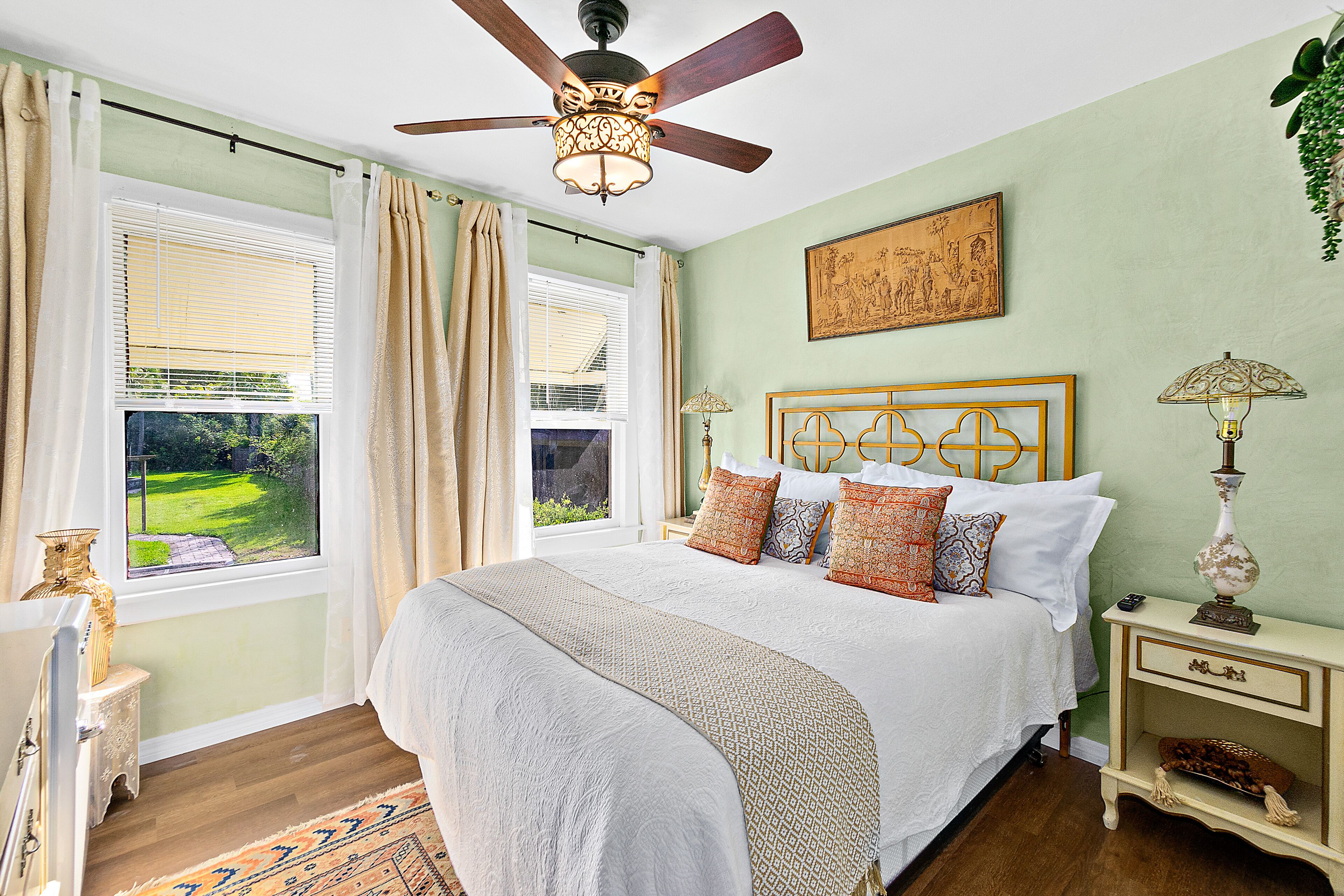 Golden Magnolia Marine
