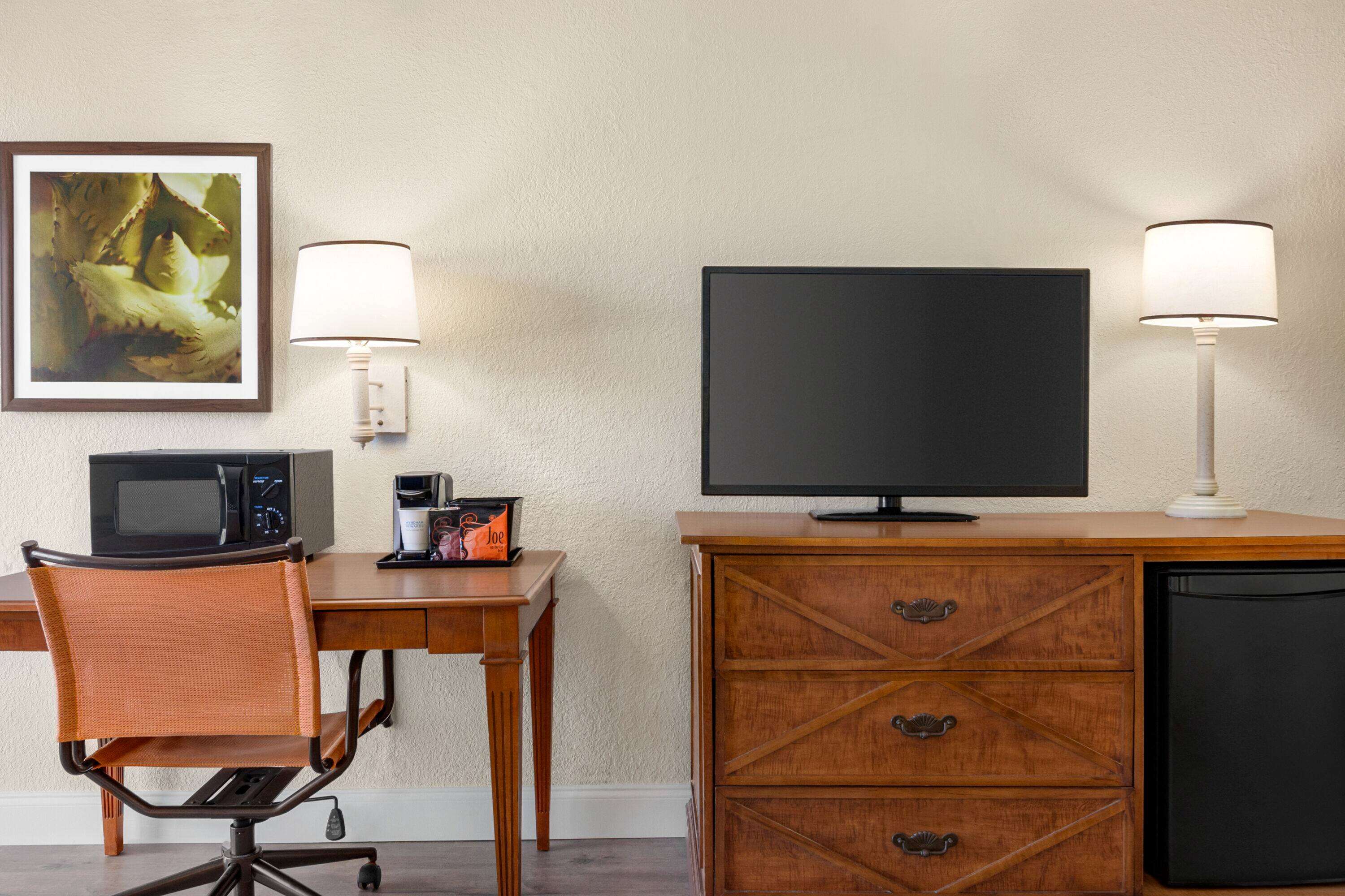 Baymont by Wyndham Daytona Beach/Intl Speedway
