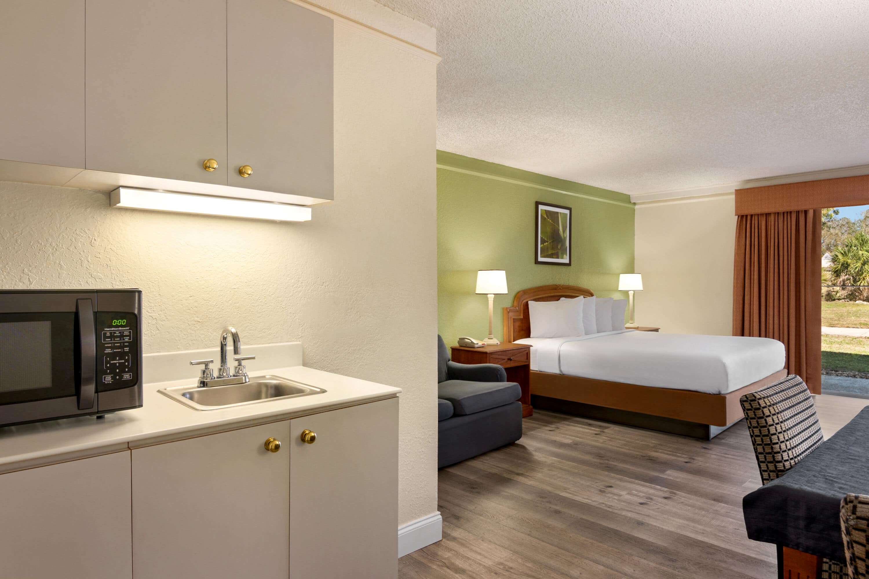 Baymont by Wyndham Daytona Beach/Intl Speedway