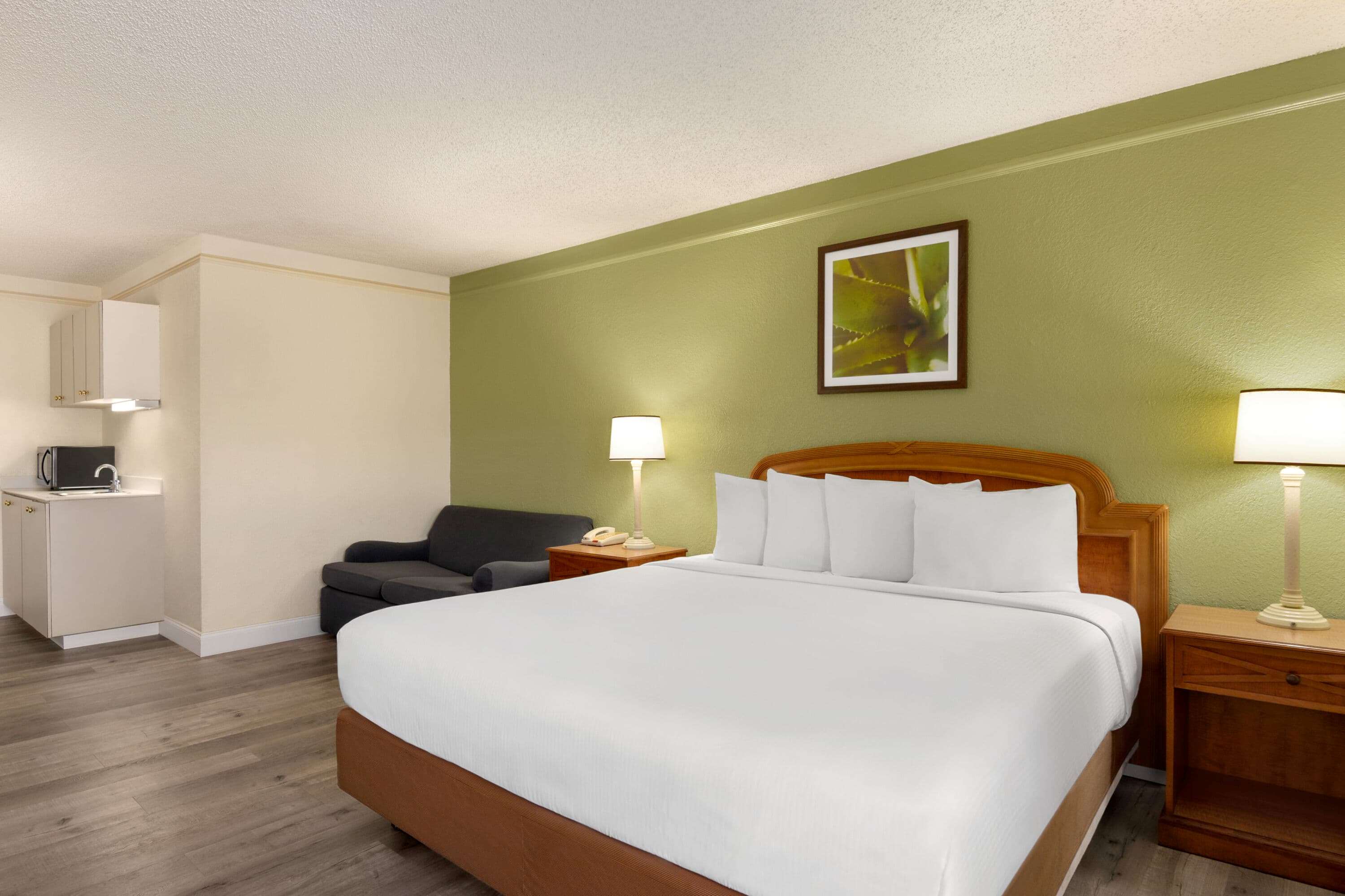Baymont by Wyndham Daytona Beach/Intl Speedway