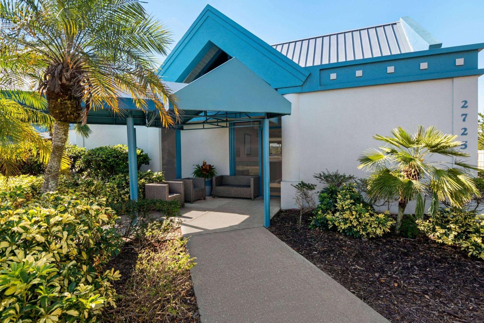 Baymont by Wyndham Daytona Beach/Intl Speedway