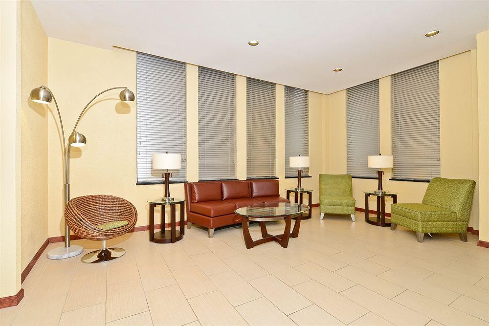 RUSHHH Daytona Beach, Tapestry Collection by Hilton