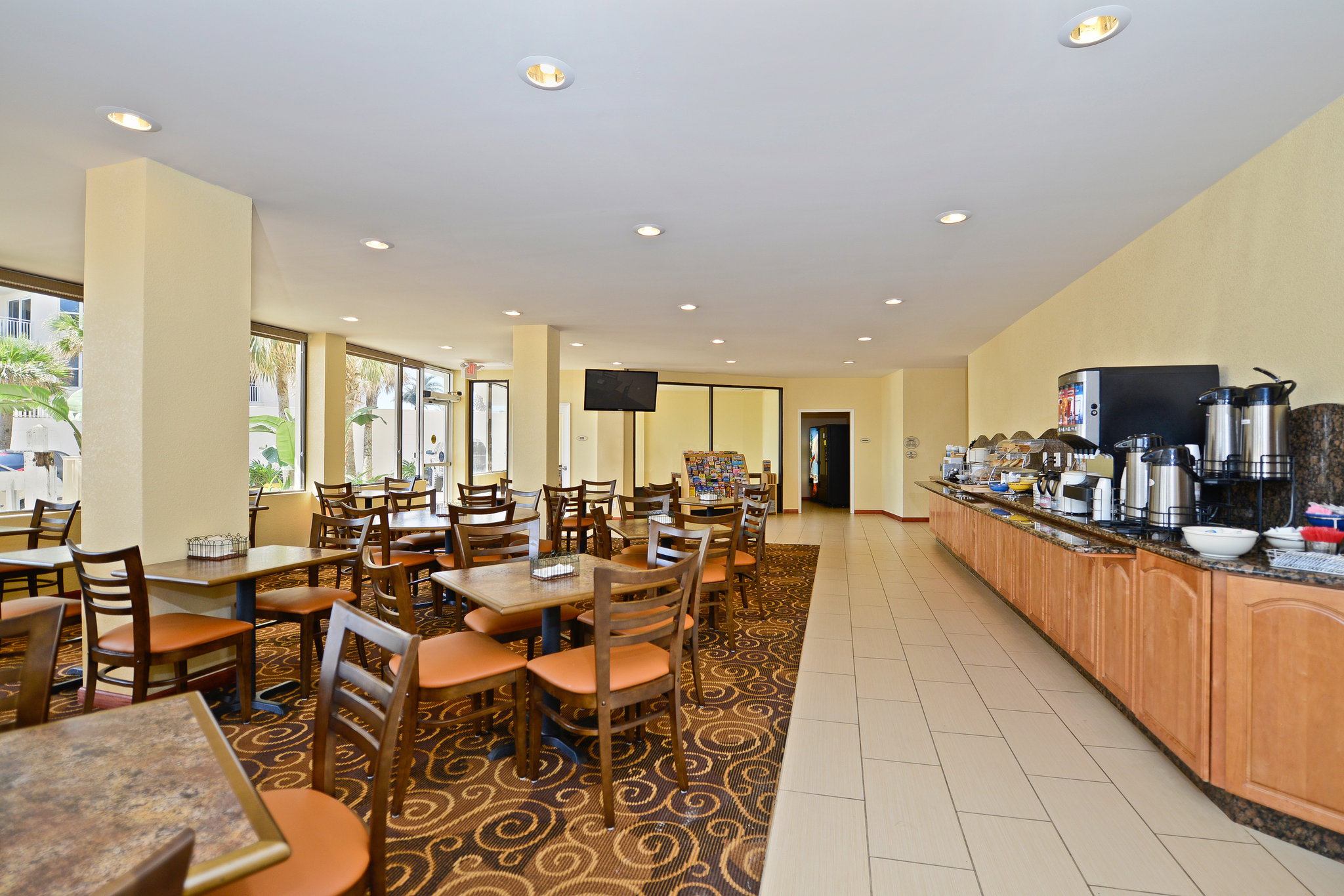 RUSHHH Daytona Beach, Tapestry Collection by Hilton
