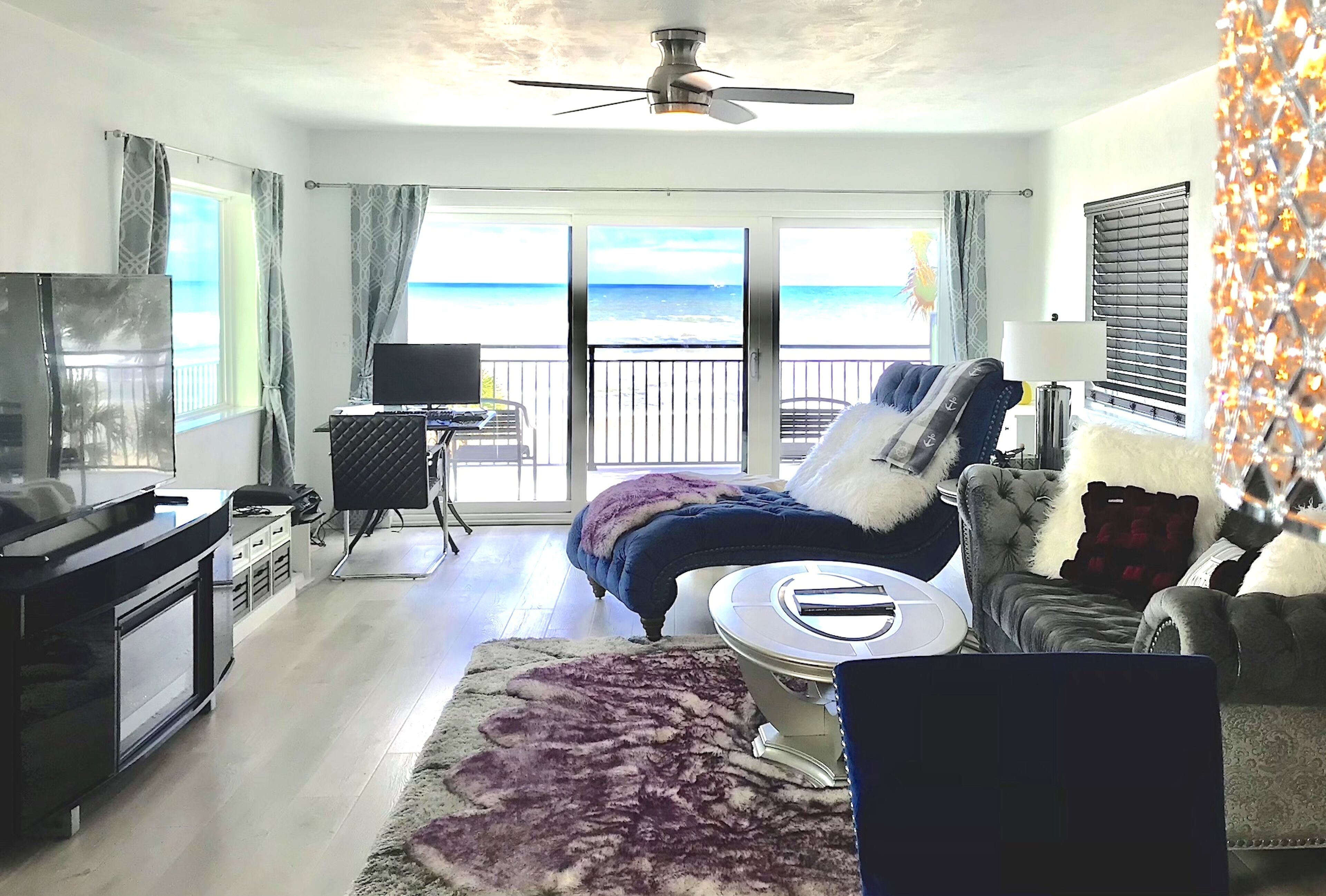 Mick's Beach Hideaway