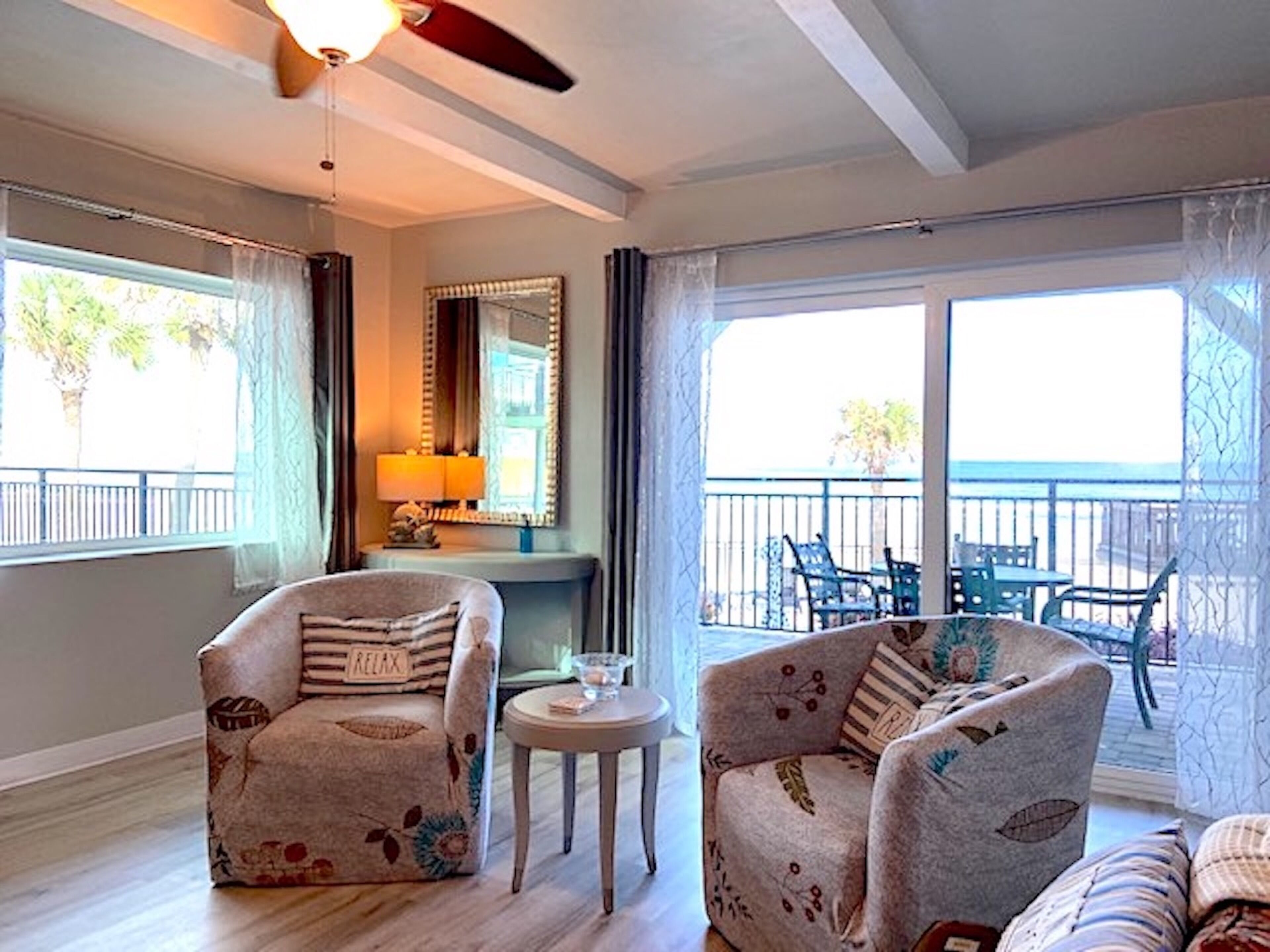 Mick's Beach Hideaway