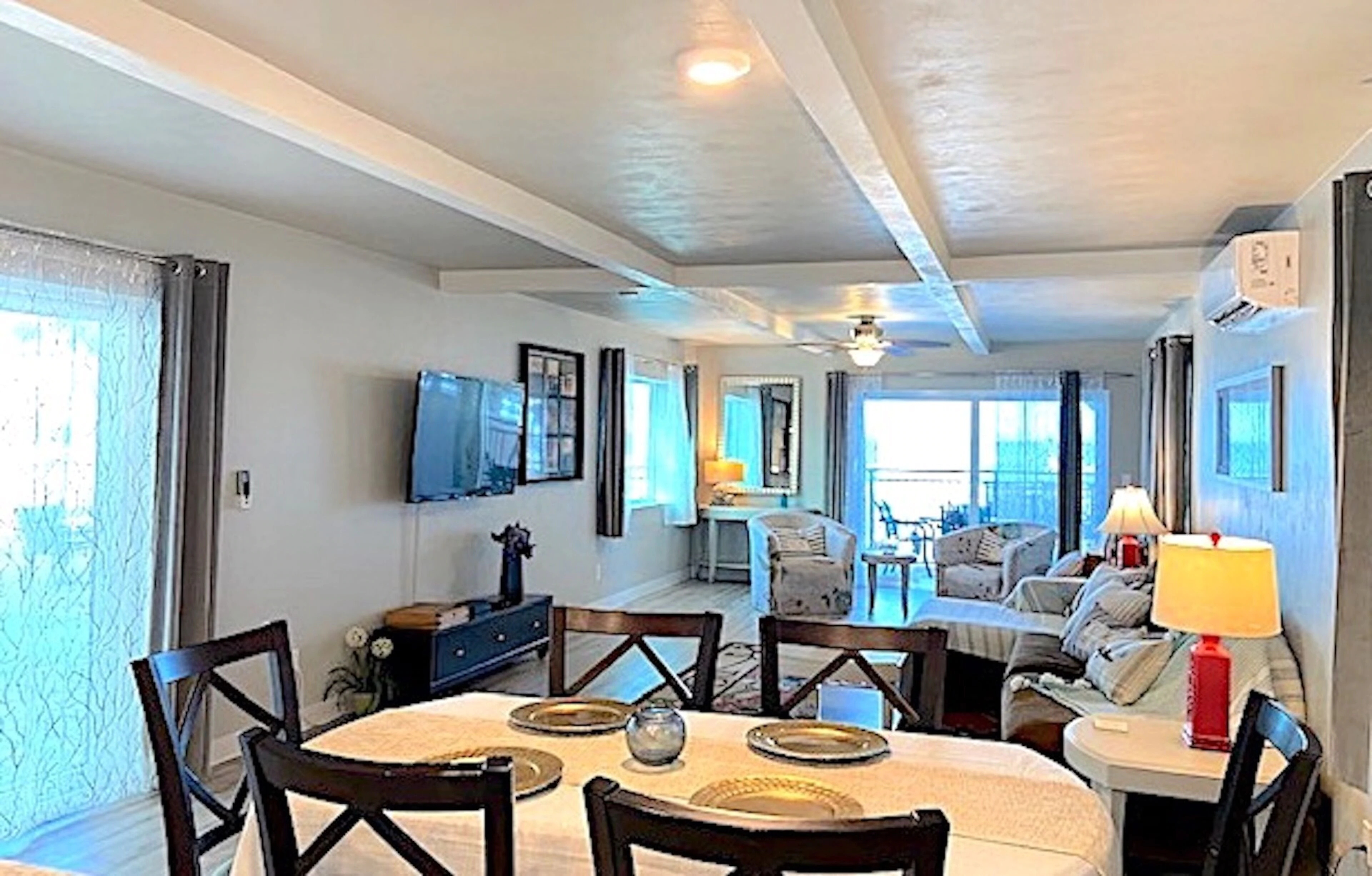 Mick's Beach Hideaway