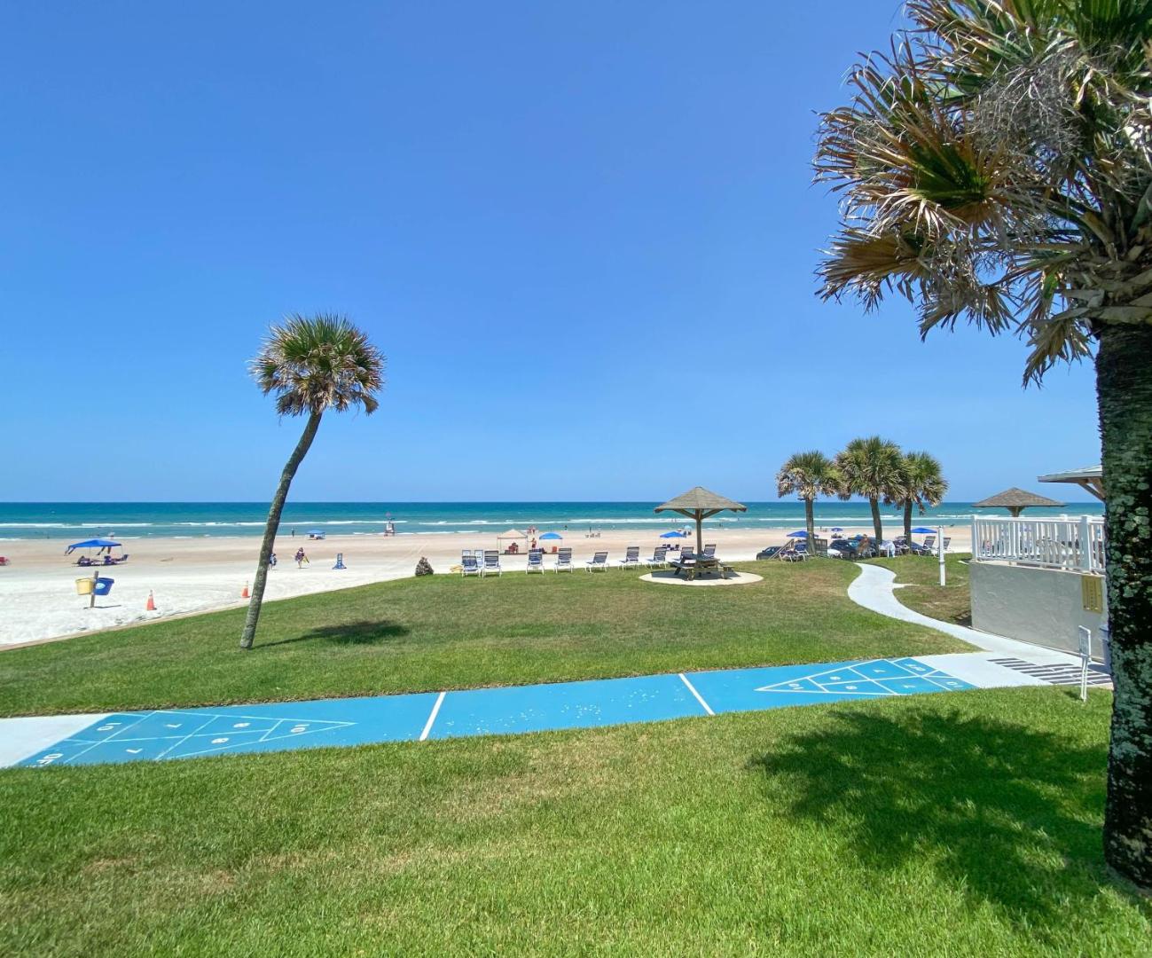 Ocean Court Beachfront Hotel