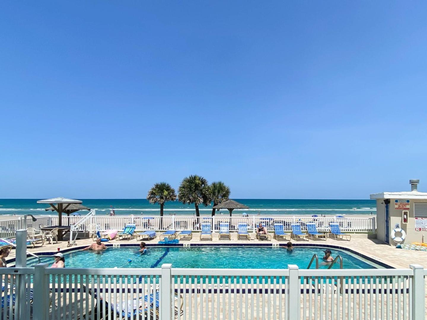 Ocean Court Beachfront Hotel