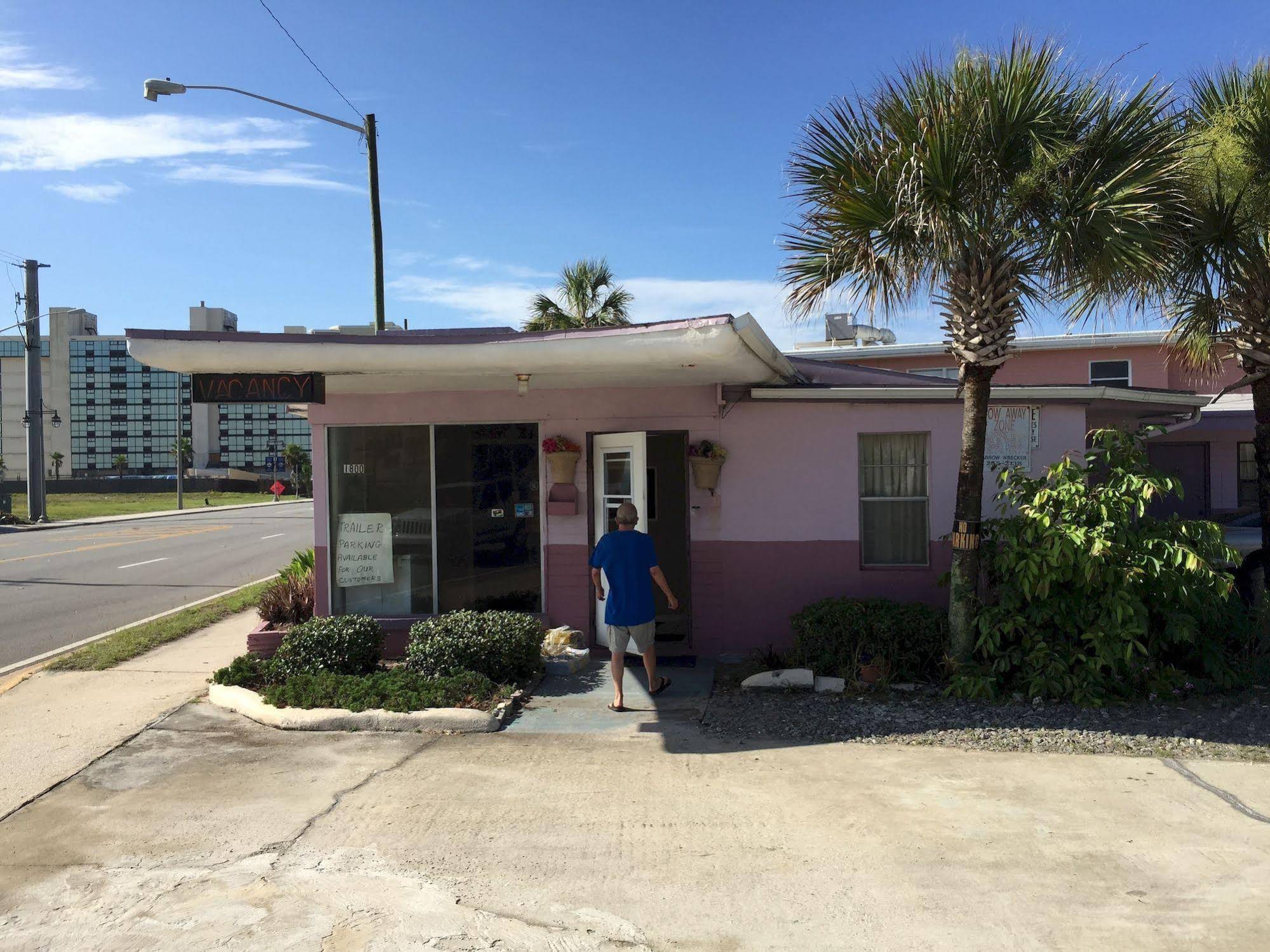 Ocean Holiday Motel