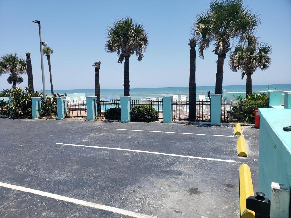The Seascape Inn