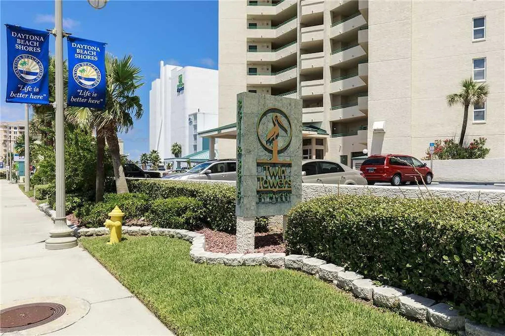 Dimucci Towers