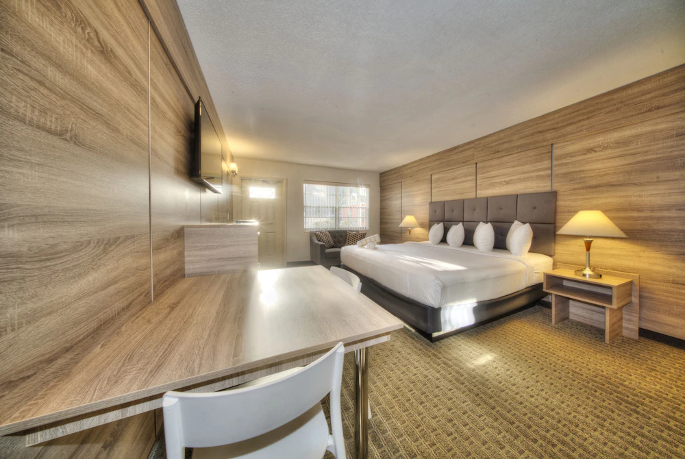 Club Lux Resort