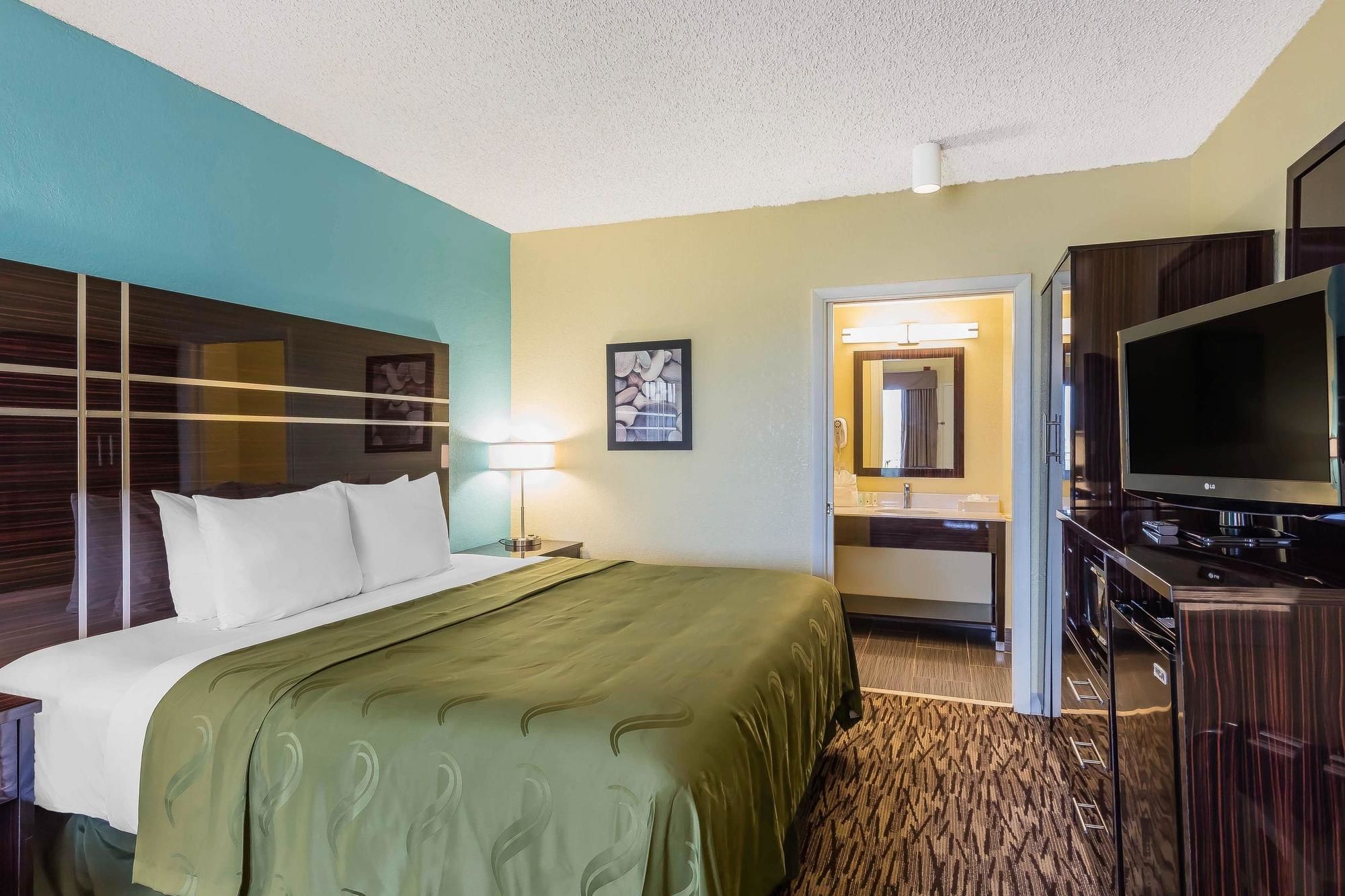 Boca Suites Deerfield Beach